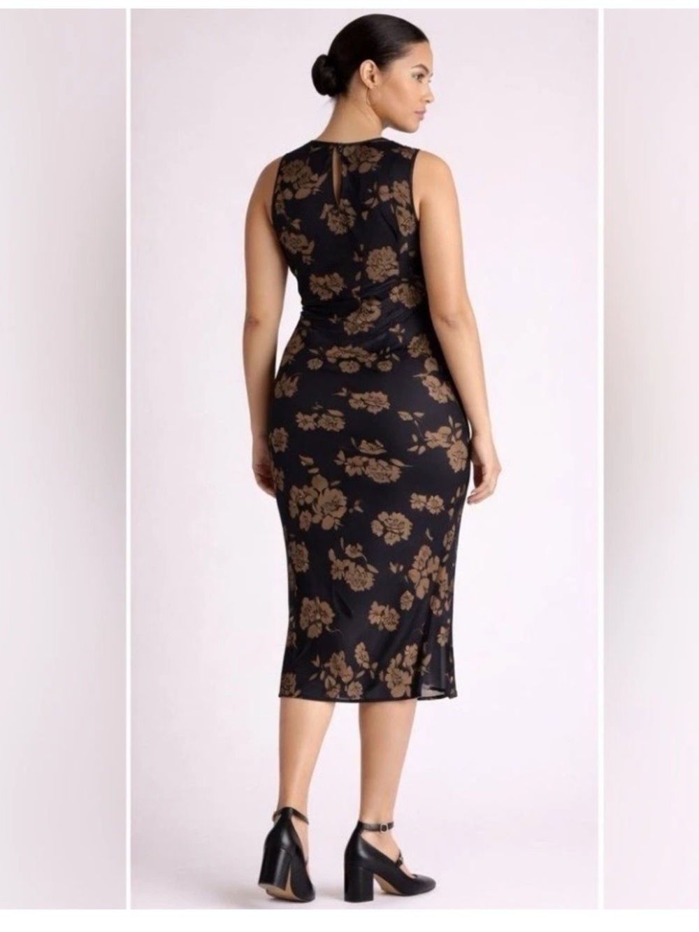 Quince Women Washable
Stretch Silk Tank Midi Dress
Caper Eclipse L - Picture 4 of 8